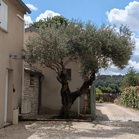 Les Mazets D'aigueze, Gorges De L'ardeche 펜션 *
